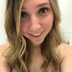 Meet your Posher, Emma